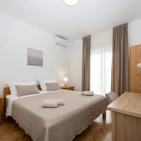 Apartman Vinovo *